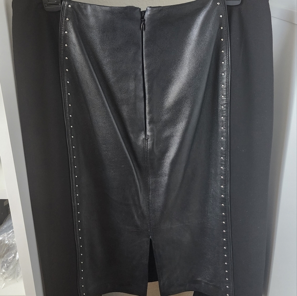 Leather studded pencil skirt - Picture 2 of 4